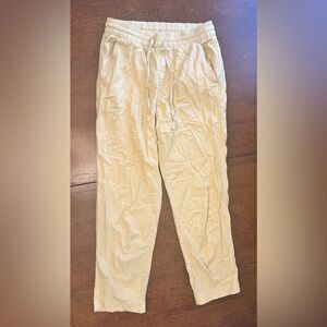 GAP Easy Pant for Women in Yellow